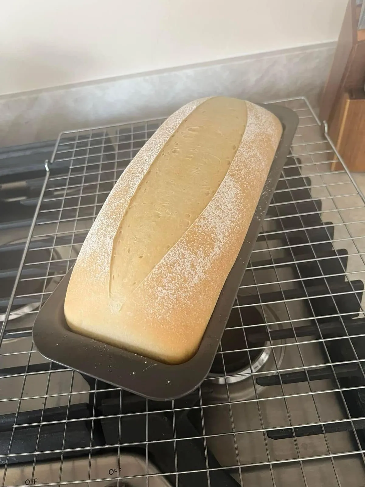 Easy sourdough sandwich bread